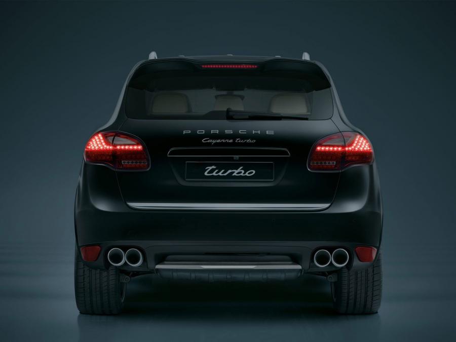  Porsche Cayenne Turbo 2011 года  (фото 14 из 20)